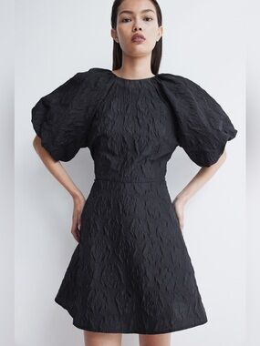NWT H&M Jacquard-weave Tie-back Dress Black Small